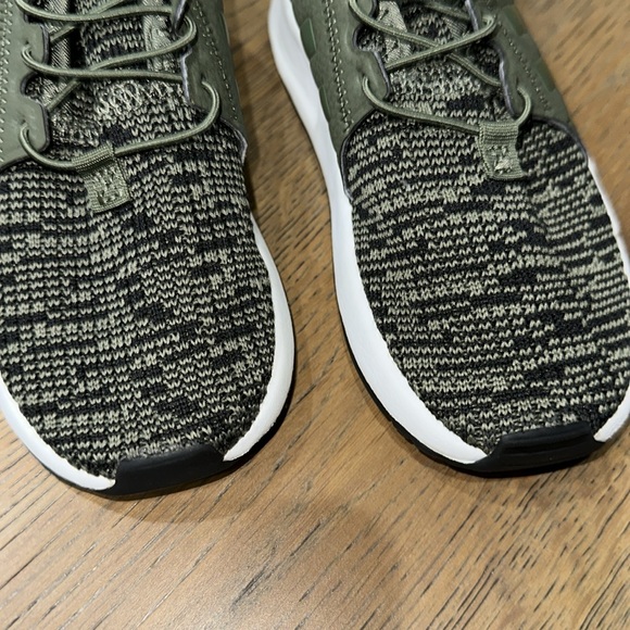 Adidas - Picture 2 of 6